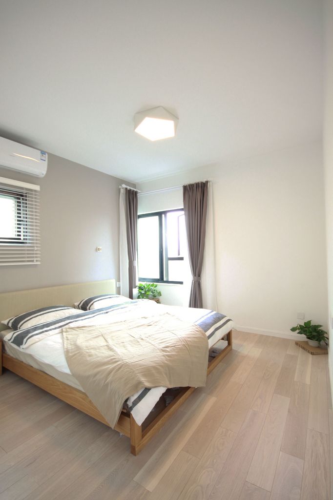 ambassy-court-19583-1xZrXZ