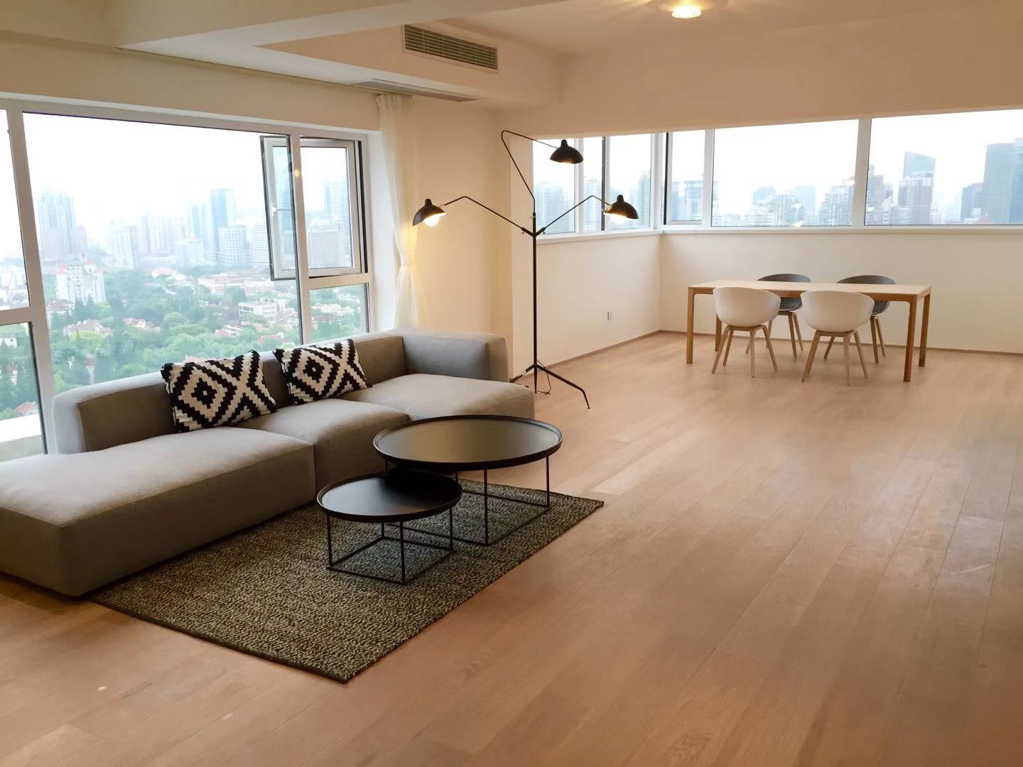 ambassy-court-19590-2Ie7Cg