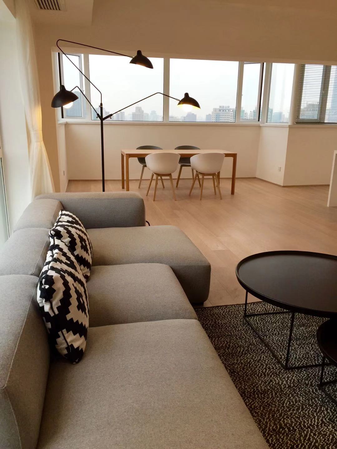 ambassy-court-19590-XpPYzg