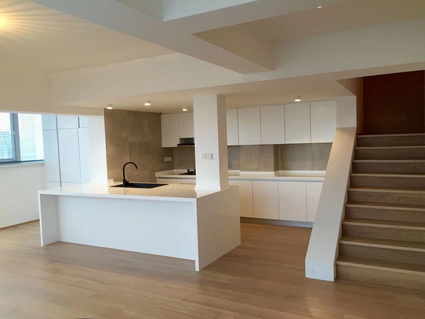 ambassy-court-19590-m5iTv2