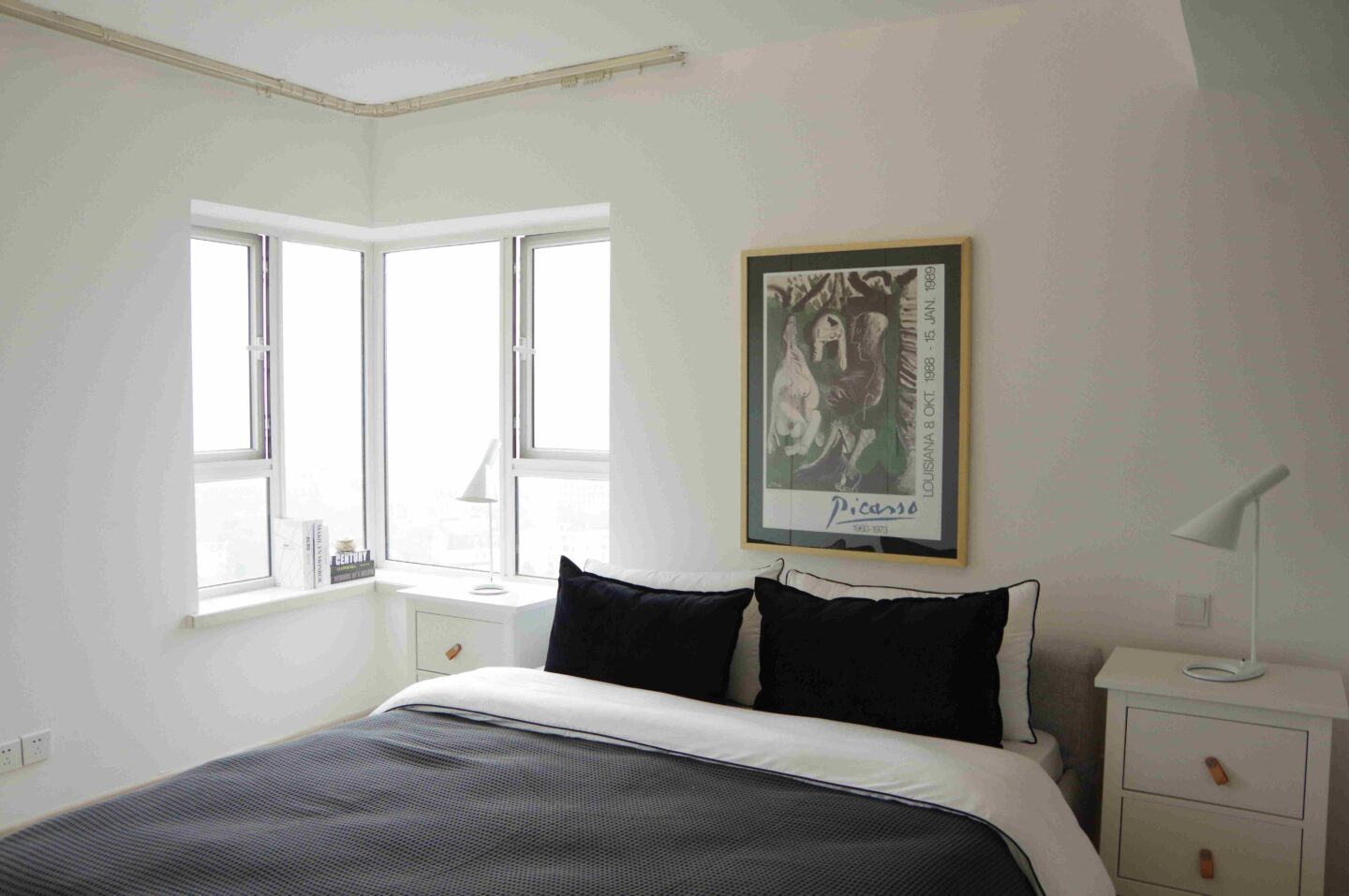 ambassy-court-19591-9UKrLC