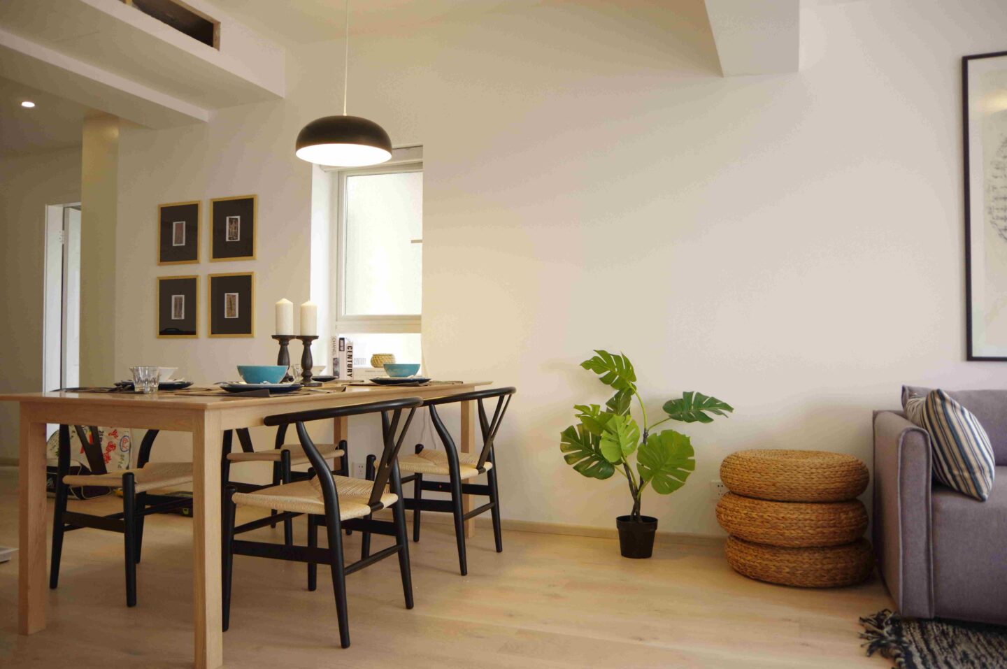 ambassy-court-19591-sLpVT4