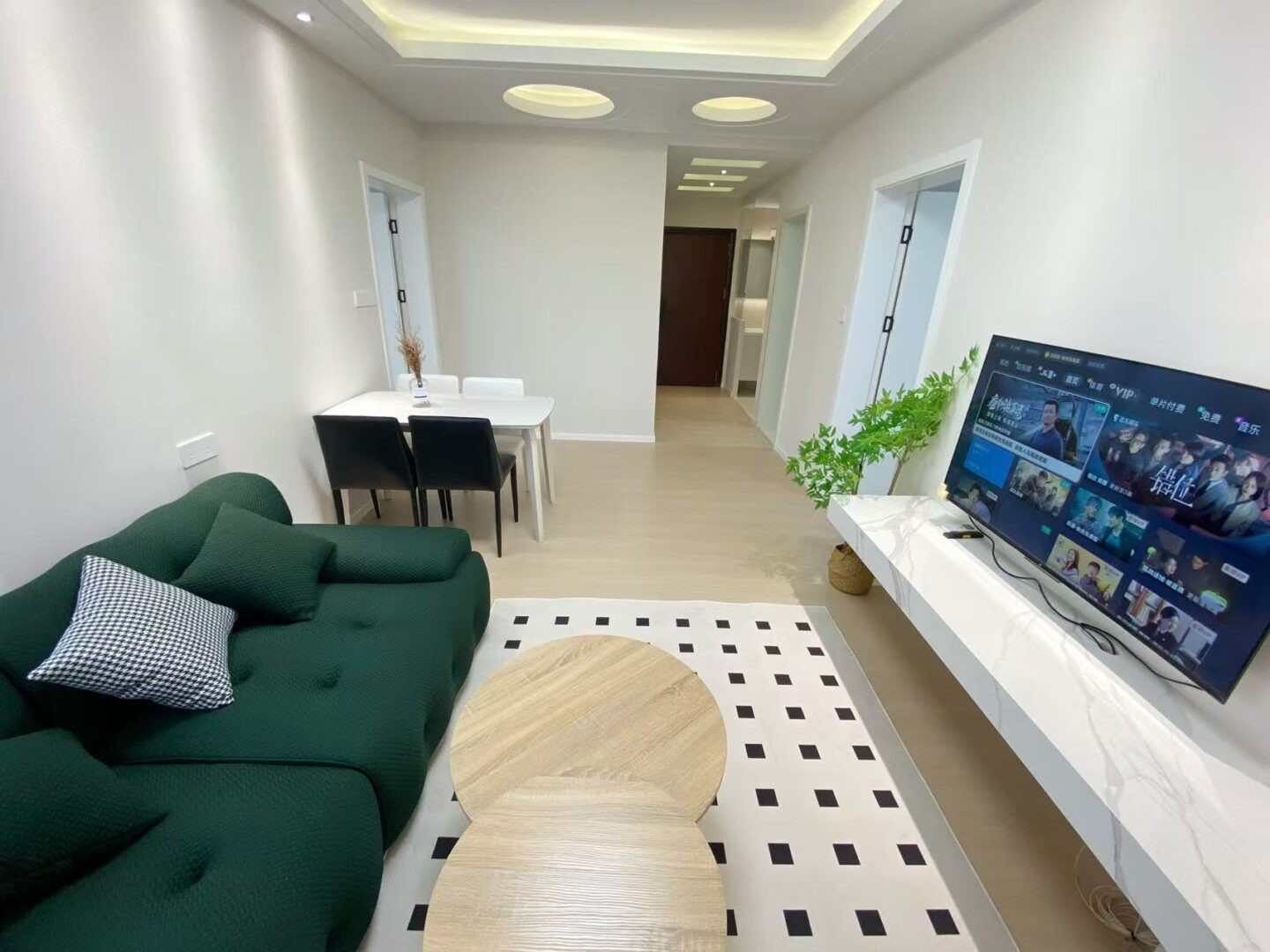 b2c7f561064b74d57105901917e72e77