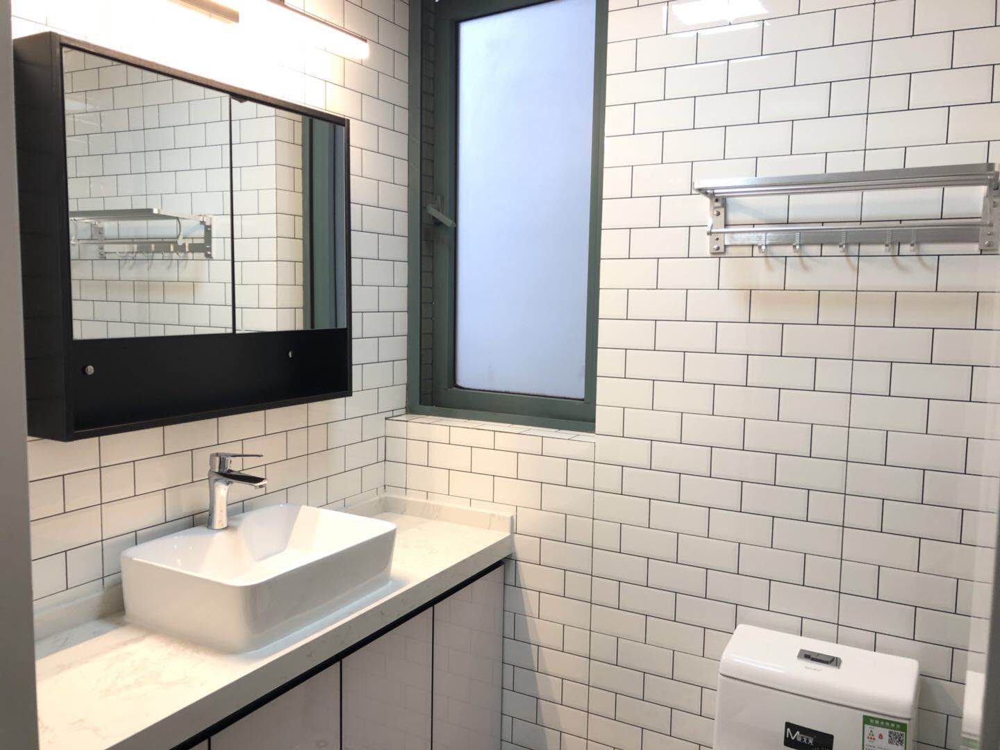 b4b8c4c3-66fd-4c84-a345-68886961c6e6