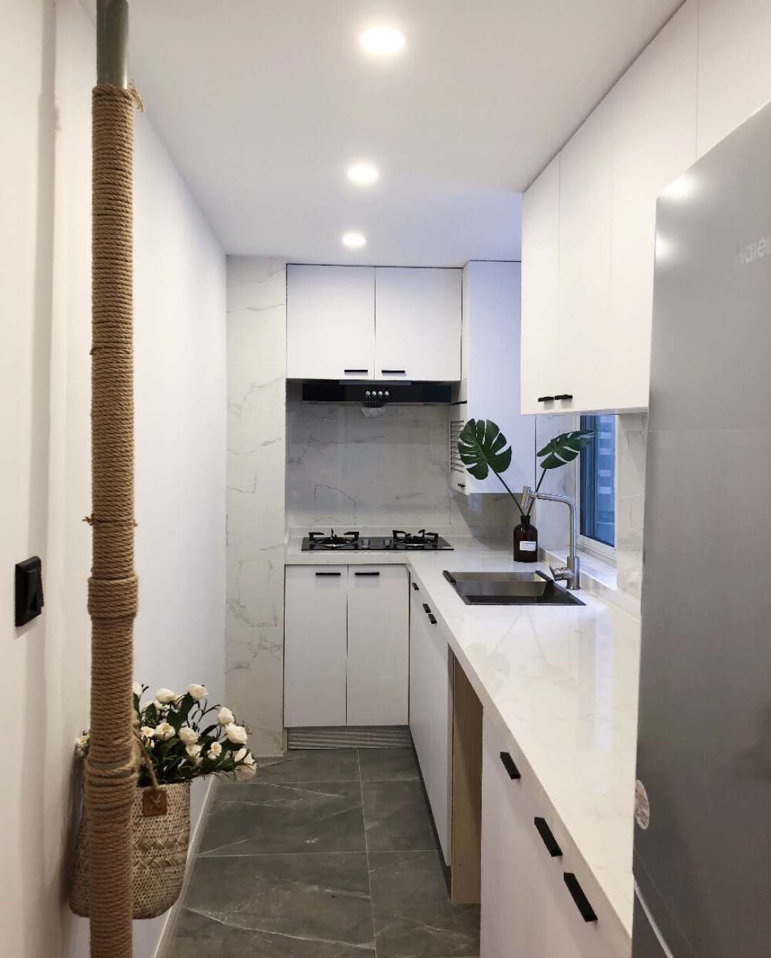 bb944b21-a2e5-440e-ba88-ca84d4298d00