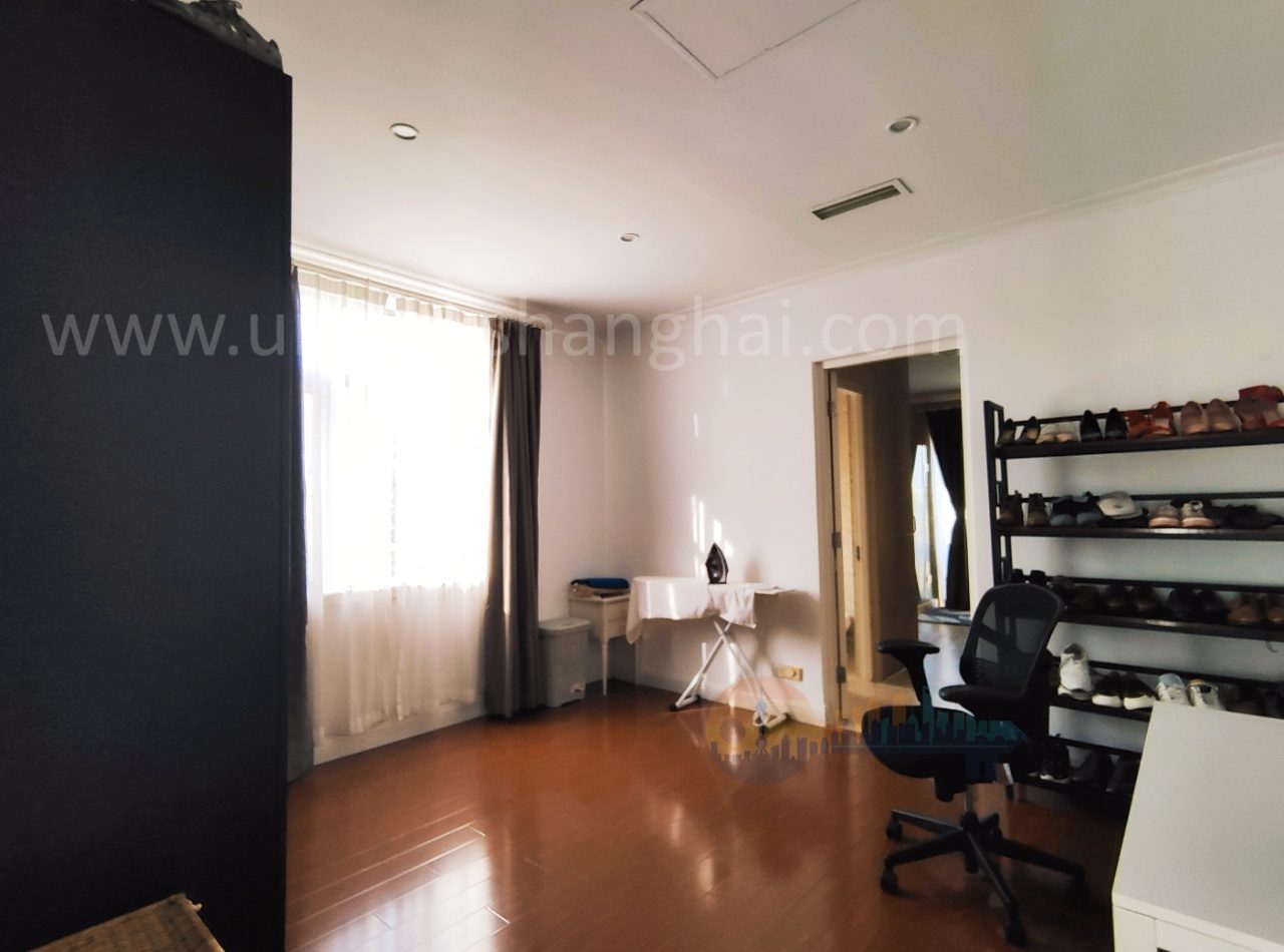 beverly-hills-11149-M3DTUz