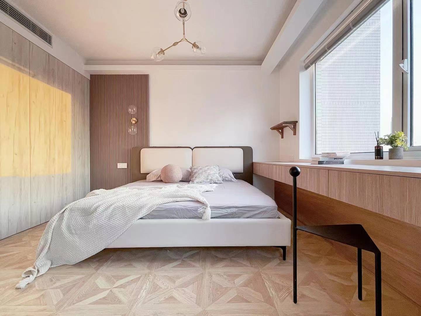 bfbe2426-1026-43a3-917a-4411aafc74d7