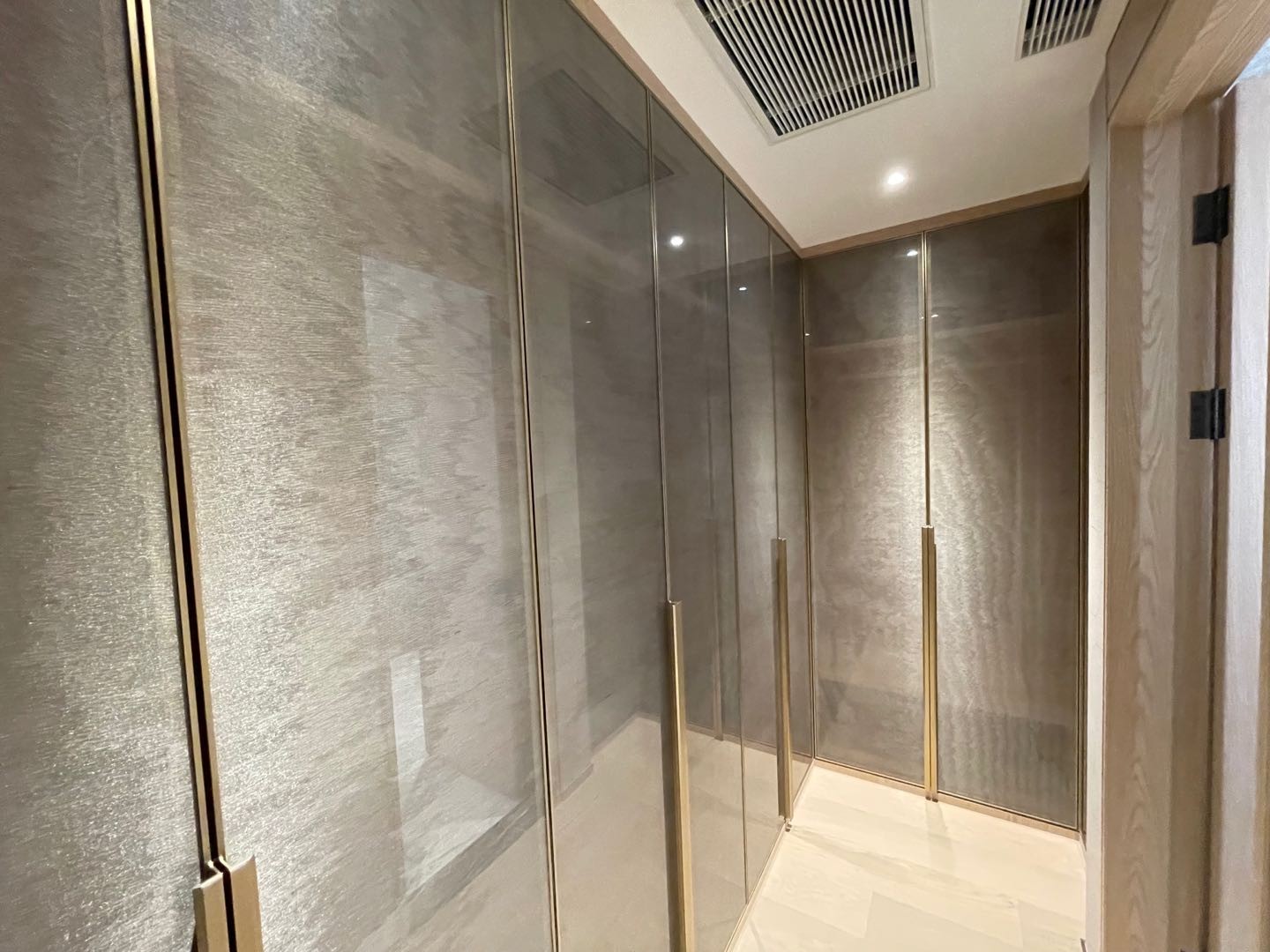 c2248a6b-43f6-4da3-89fe-f27182101ec5