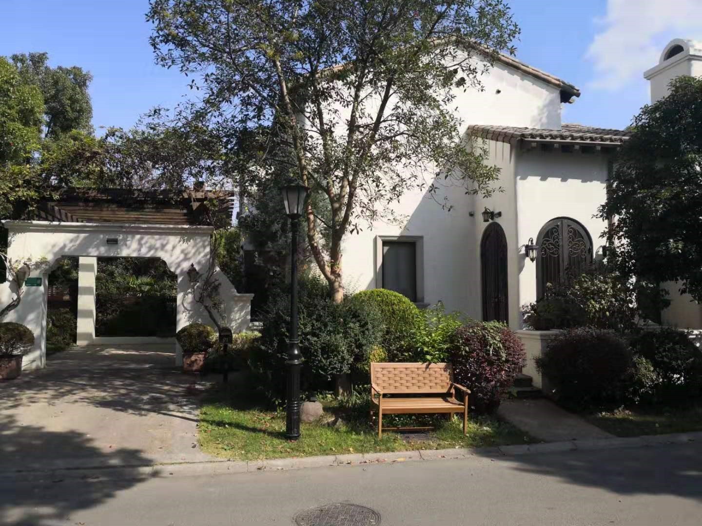 c7a7501a-9f32-4340-9c4e-70f9183c1e91