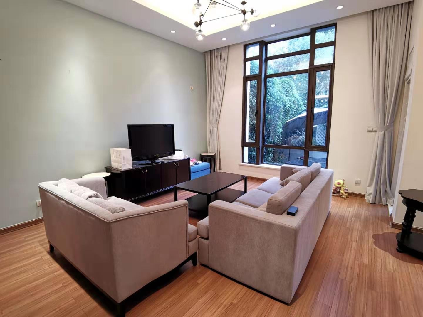 cf5aeab7-8408-4859-a7e9-86859baab218