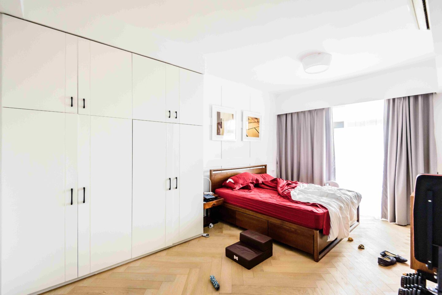 chevalier-place-19689-gZyx0g