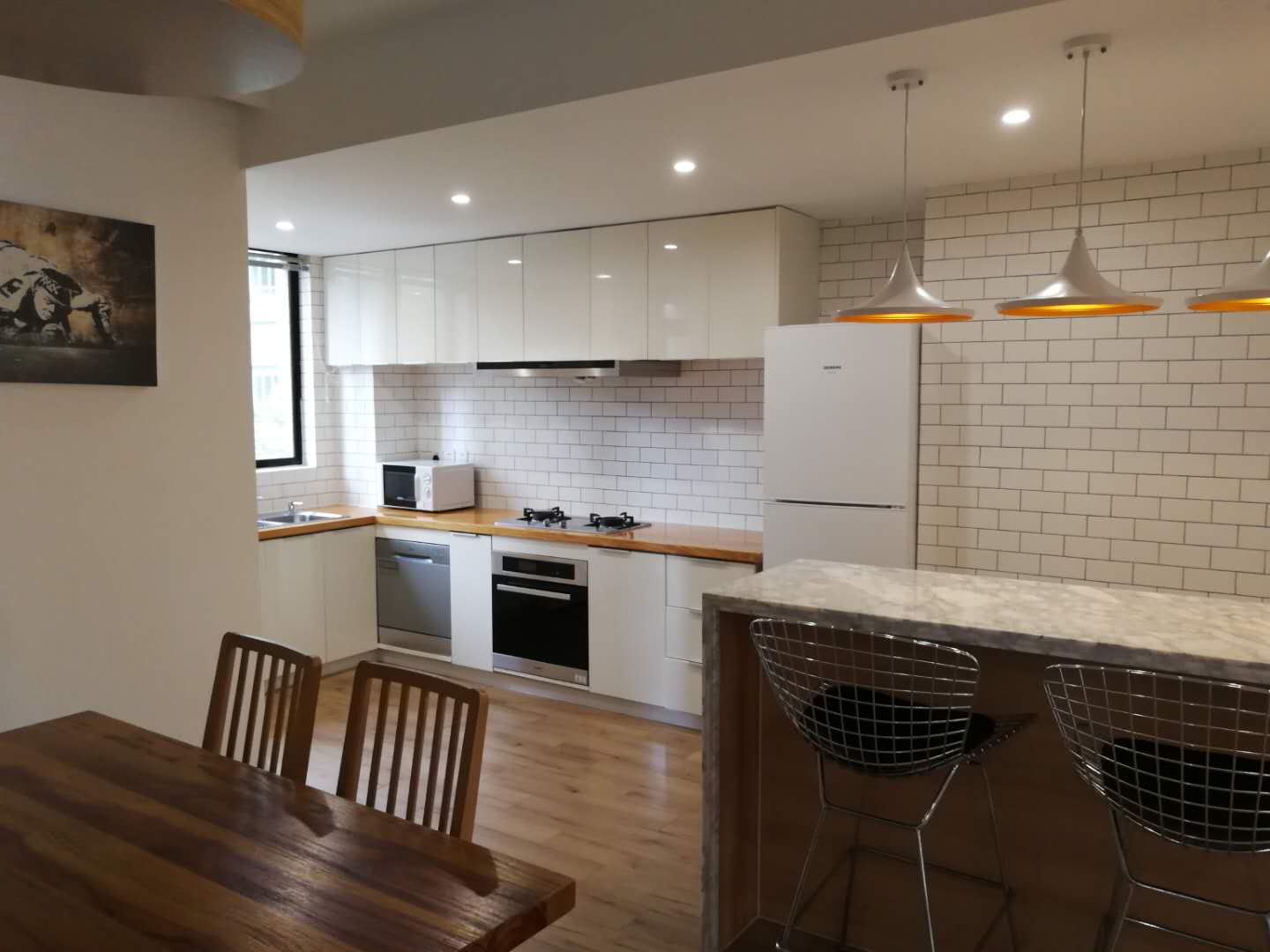 clove-apartment-19719-KWMSqx