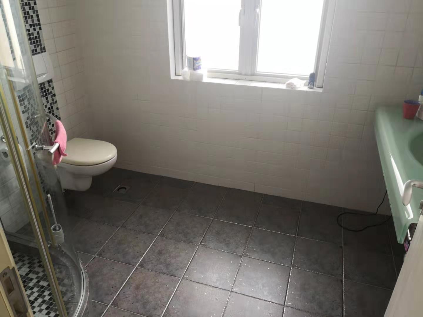 db2bd534-4bd0-4ed4-a51e-1fa69f4adf08