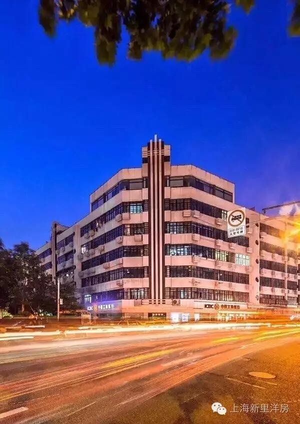 e1d88304-2d3a-4ba2-a761-17cffd8ced80