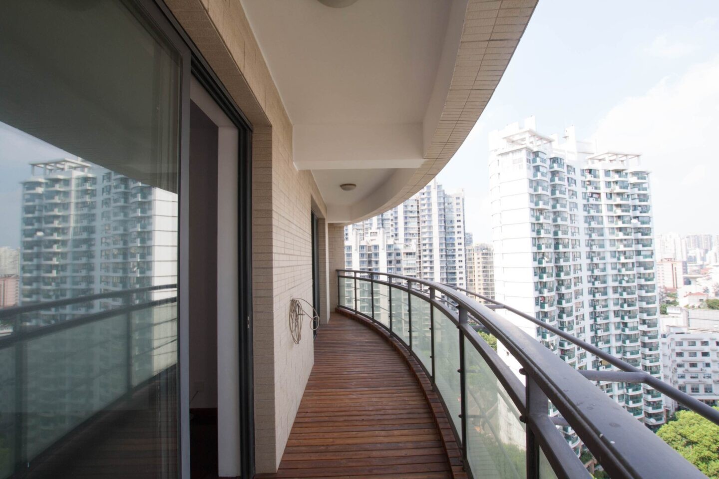 e4d724e8f3f34bbc951f84b97536c1cf