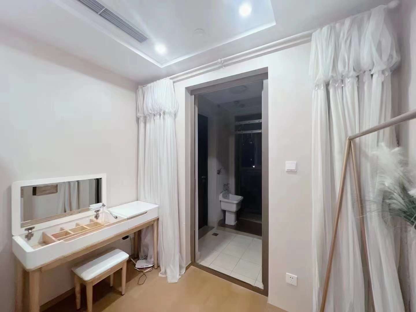 e7be083a8cebf4e9c3e3201f50a76259