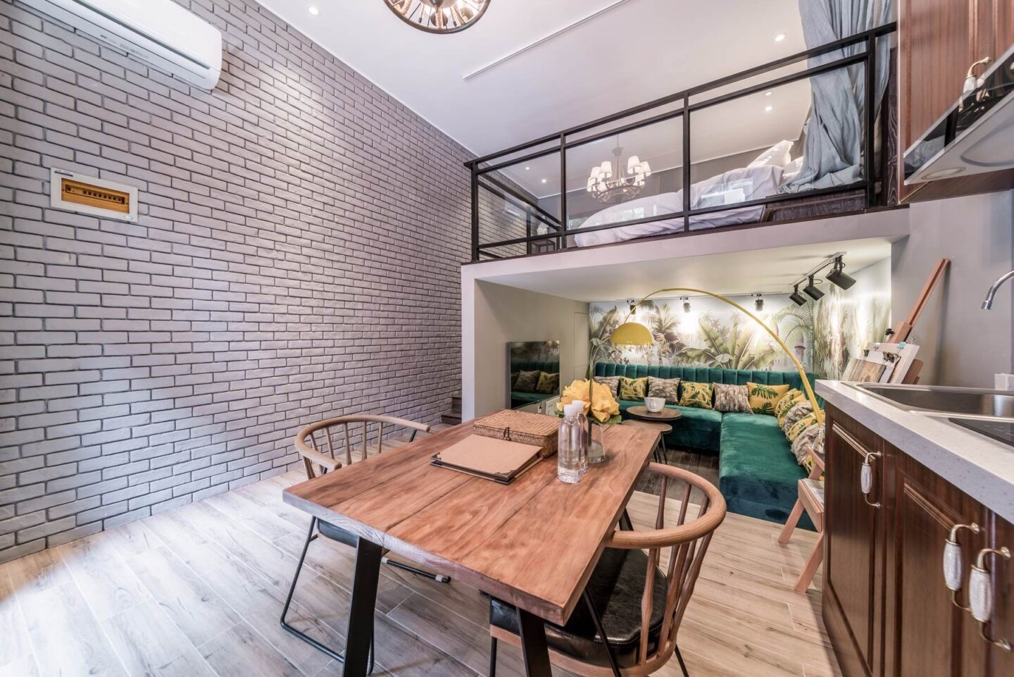 ec9643a754344b038020f888f21e0557