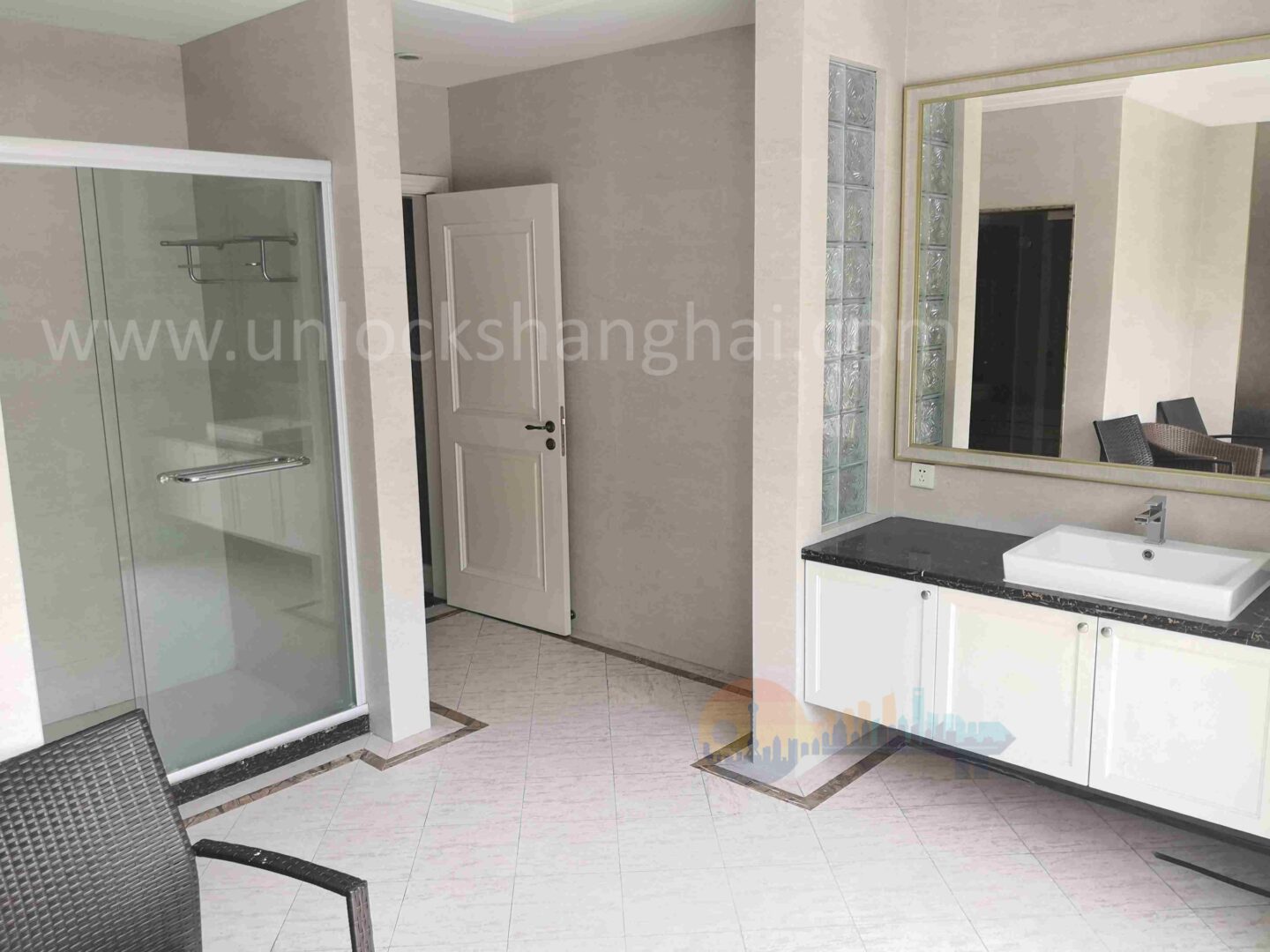 elite-villa-11024-mez193