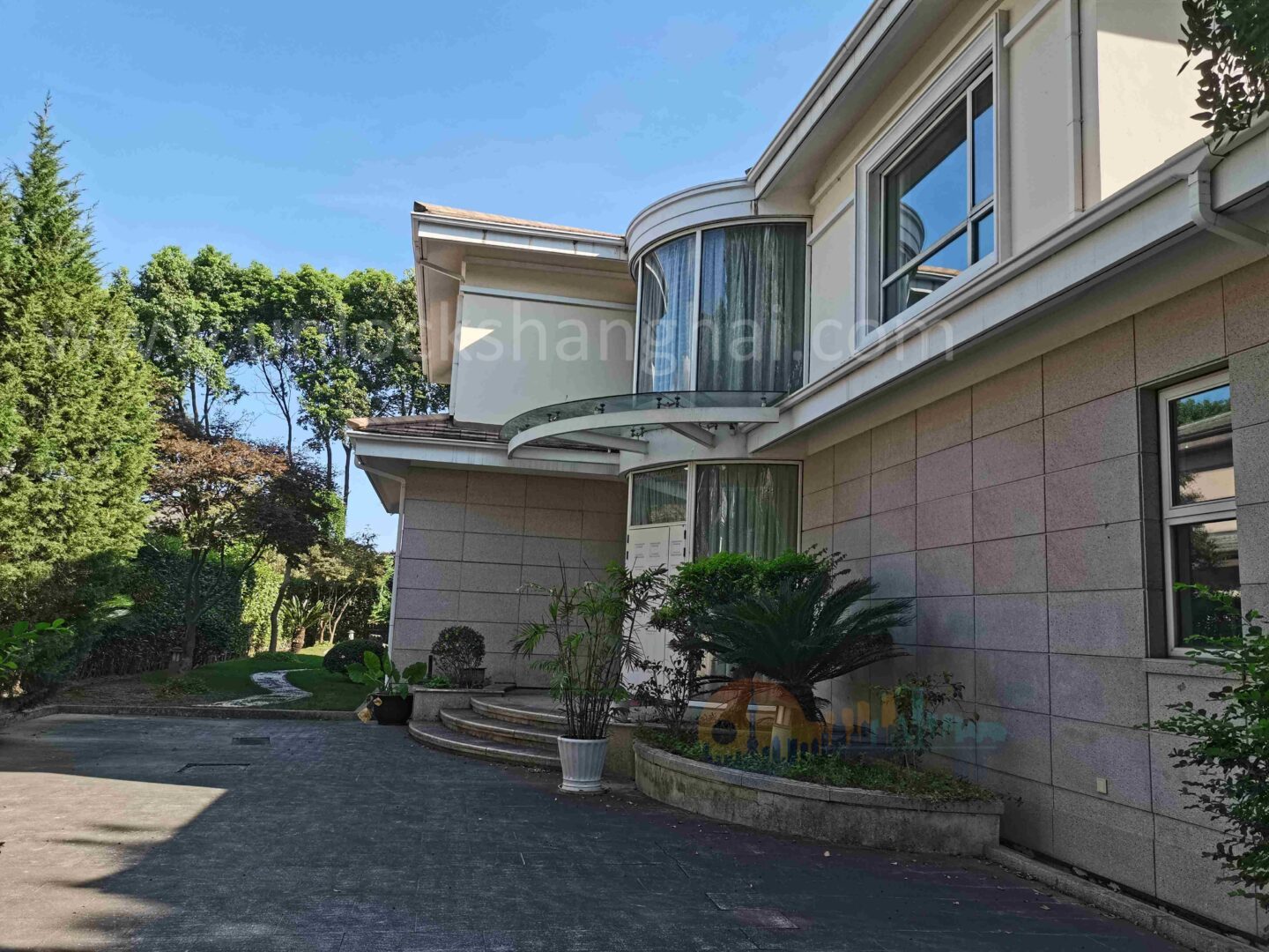 elite-villa-11067-SyQFuE