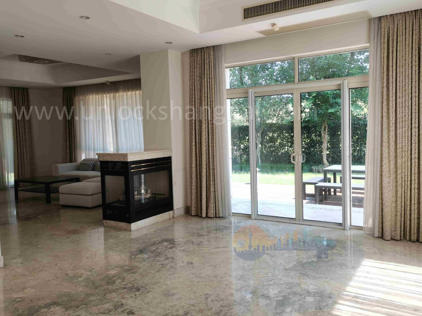 elite-villa-11067-VpEUed