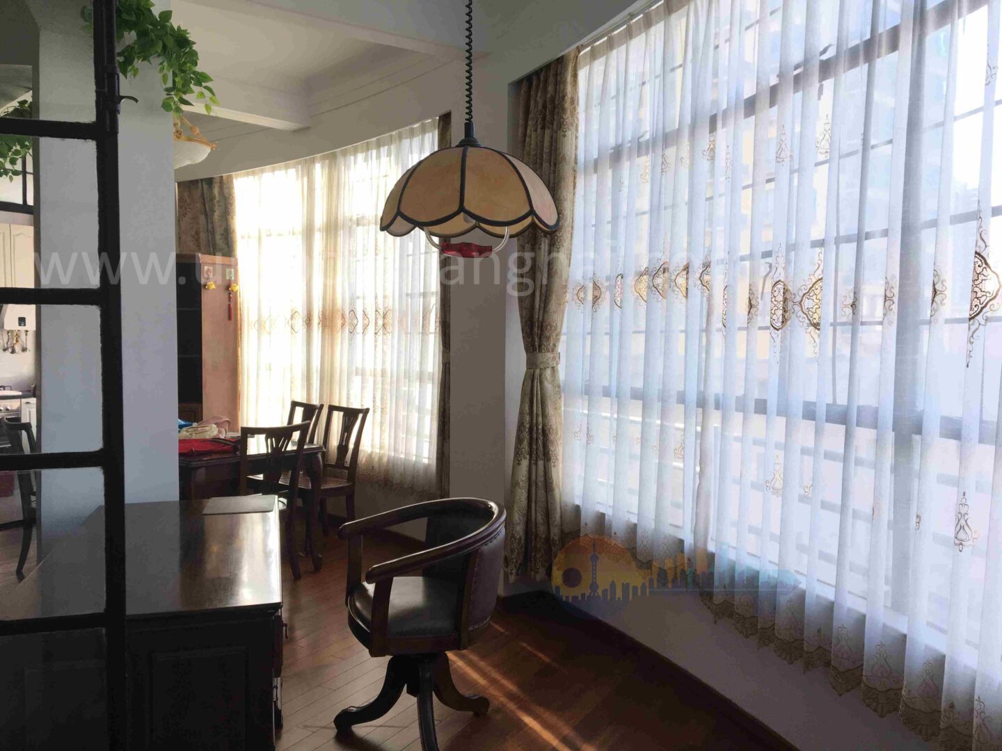 embankment-building-3409-xToZ9r