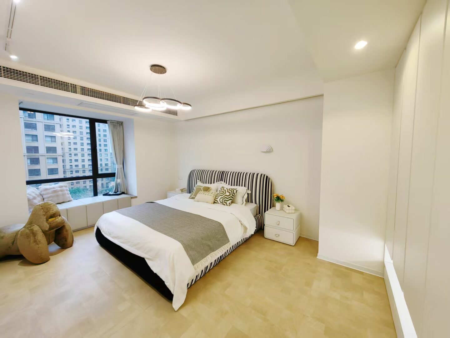 f7126f35dc933ec5ab47d3f811e23ba2