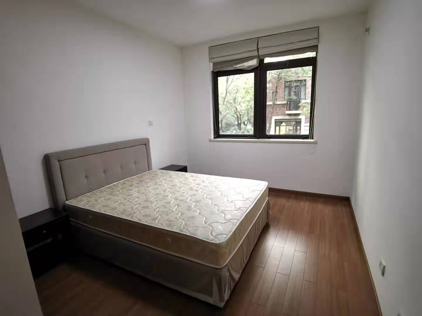 f8e5ca2a-c8dc-49a0-8848-b999e201d95c