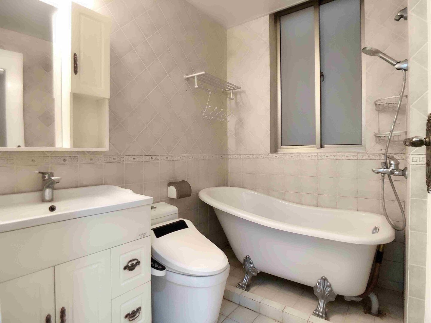 fbc0f0e3-dbac-4ee6-a731-50c4d7fced59