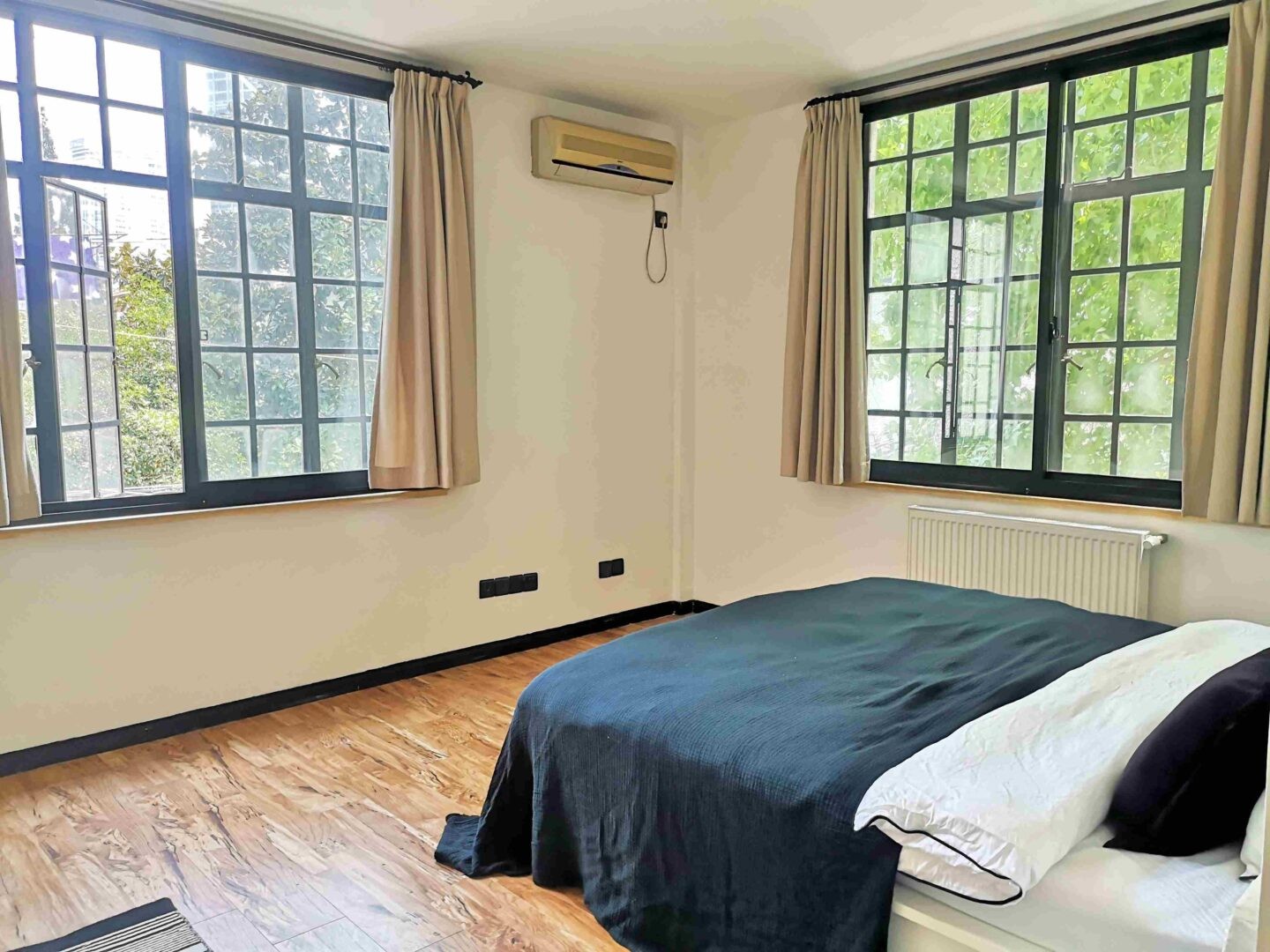 fe9801b8-18f7-4f5e-9031-532bbe225872