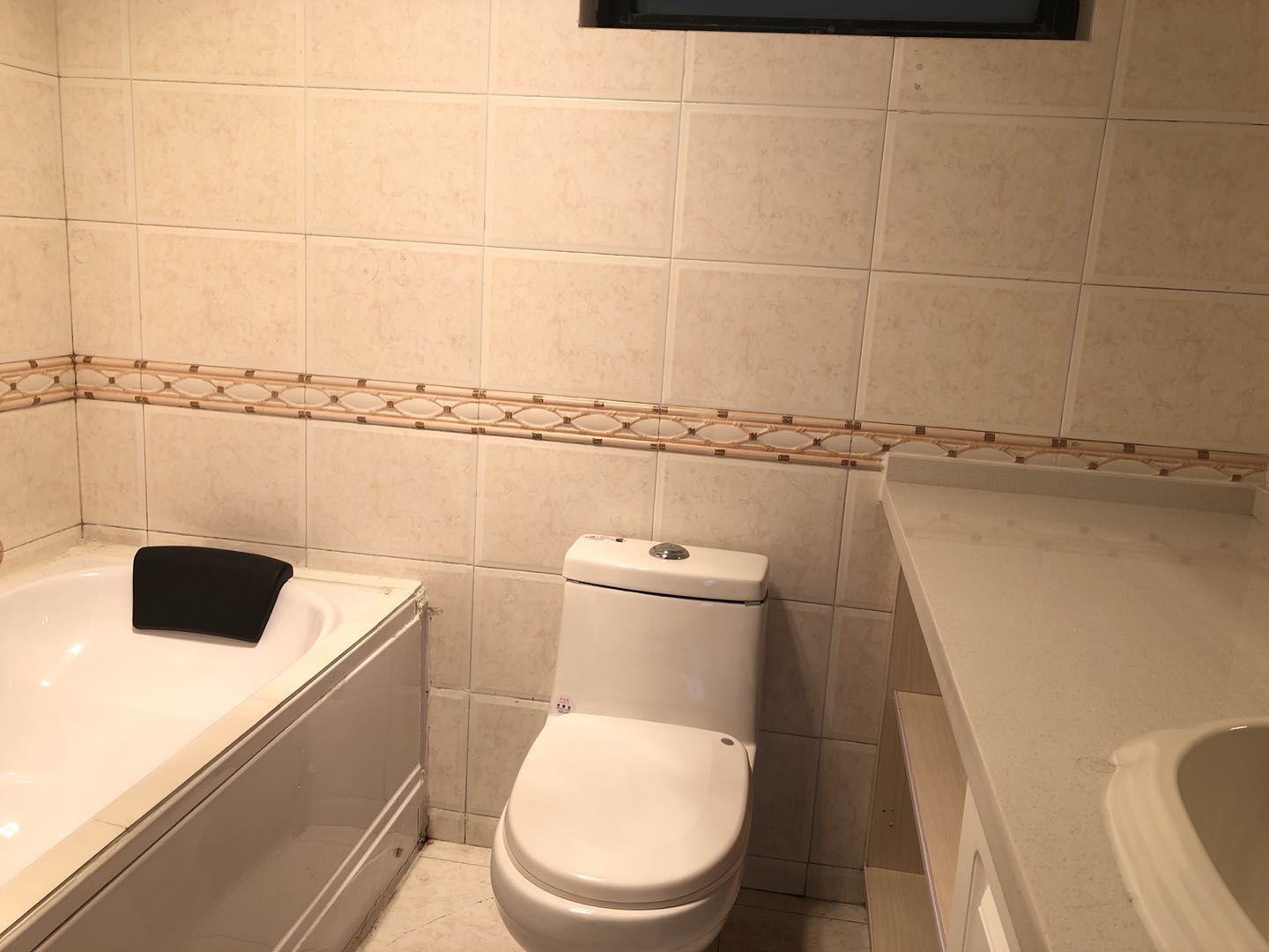 huangpu-zhongxin-city-19900-MF5APe