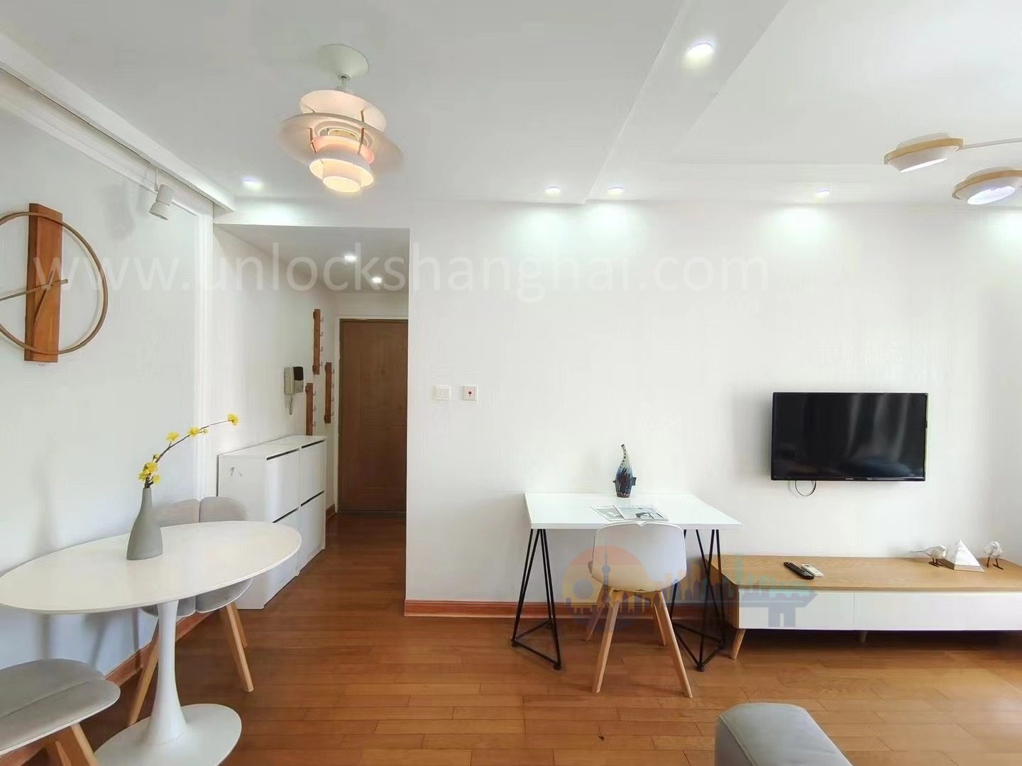 huashi-international-apartment-3264-IvOkxG