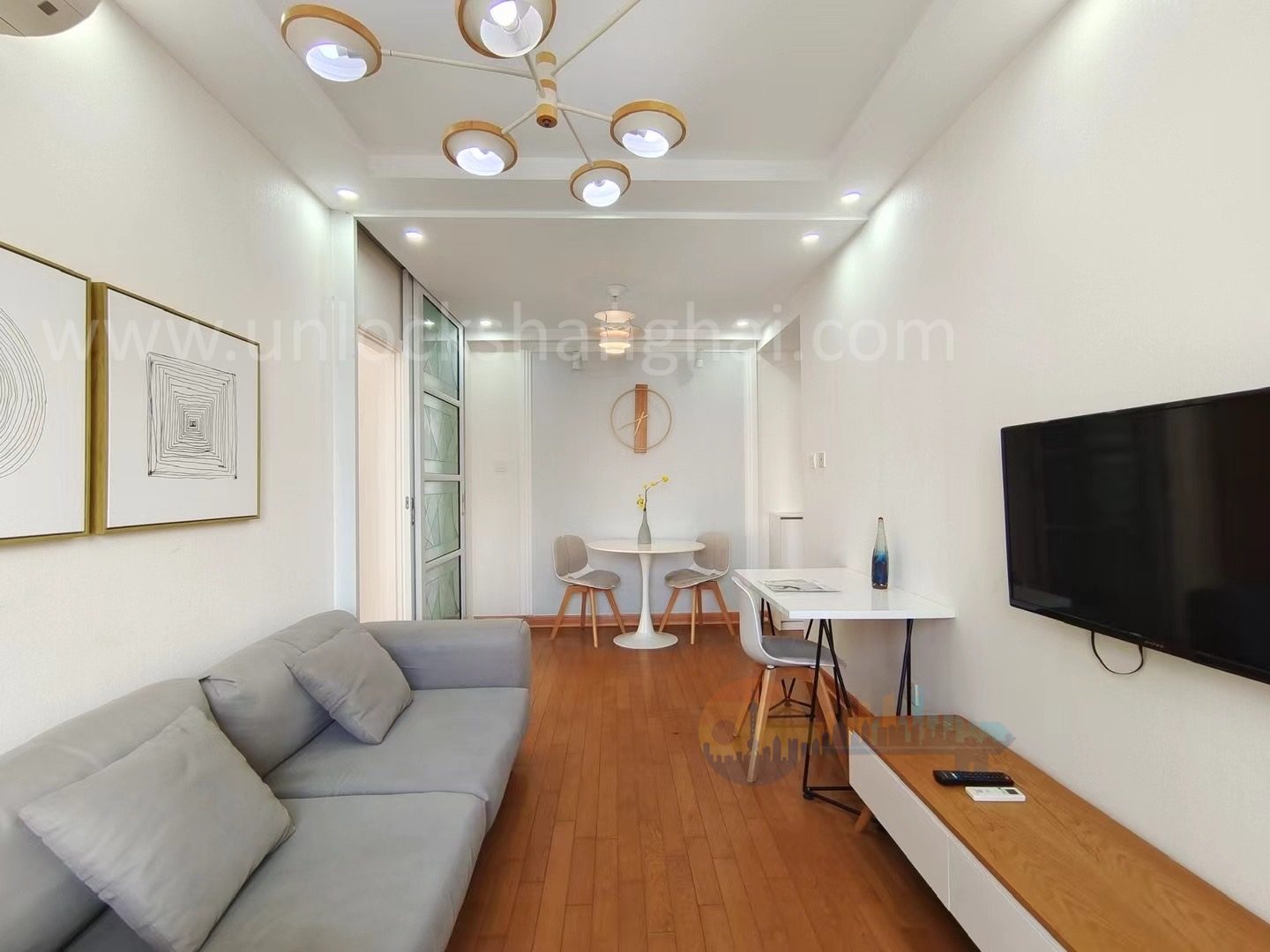 huashi-international-apartment-3264-gkXxFm