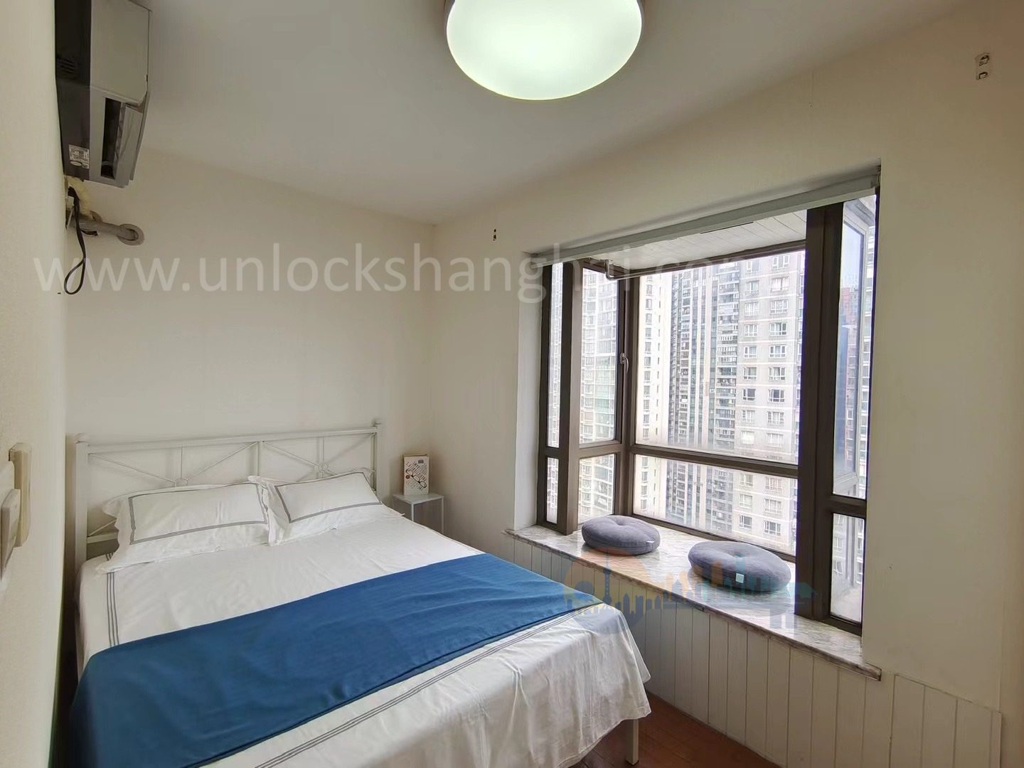 huashi-international-apartment-3264-lkI18u