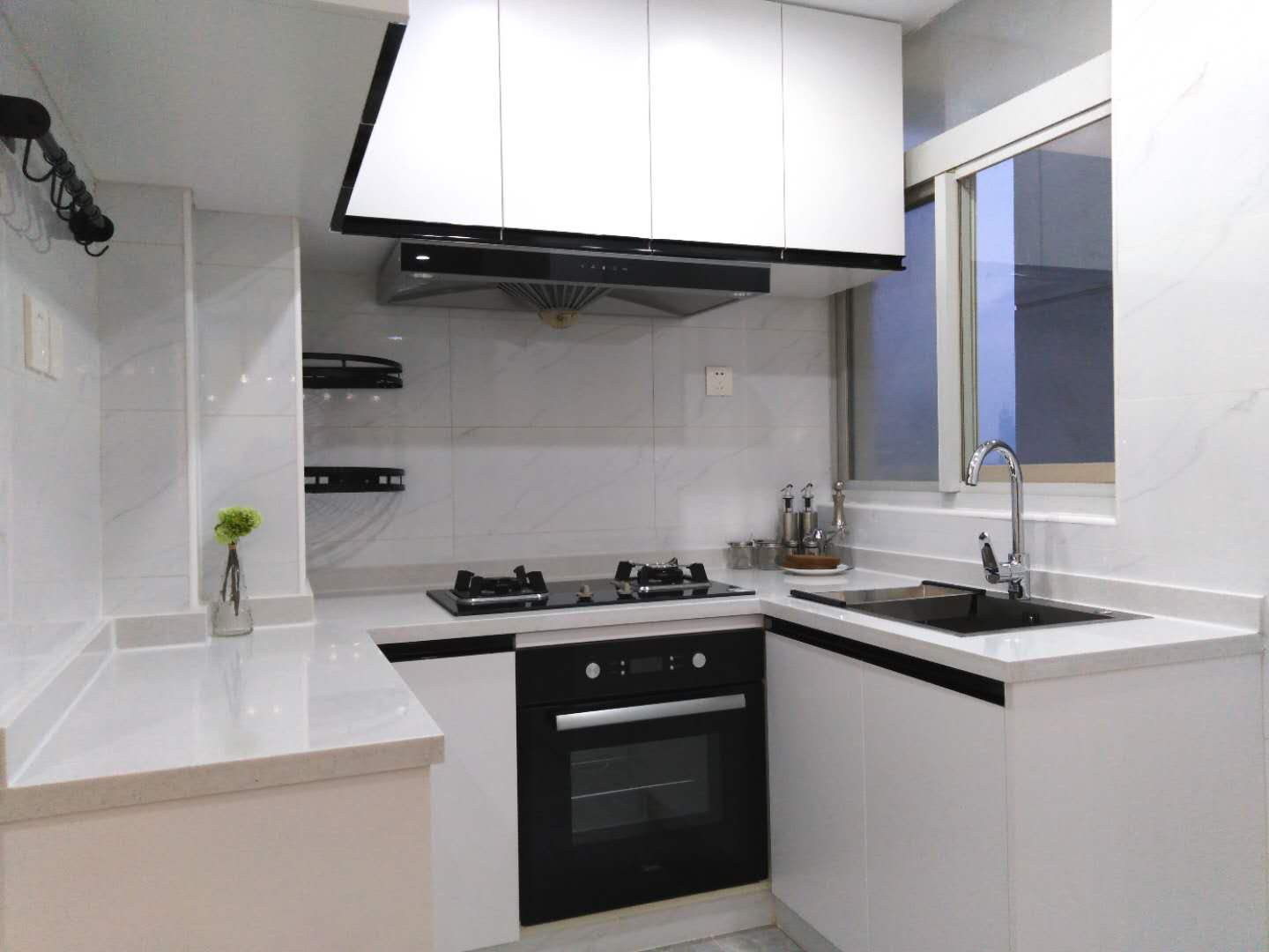 huijin-plaza-19974-gj4hrz