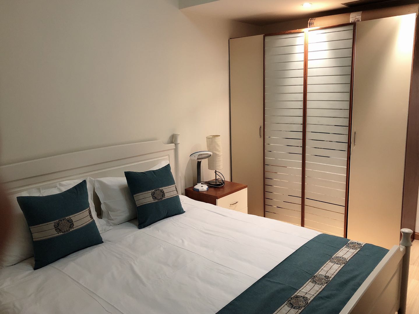 huijin-plaza-19975-2Yn8vt