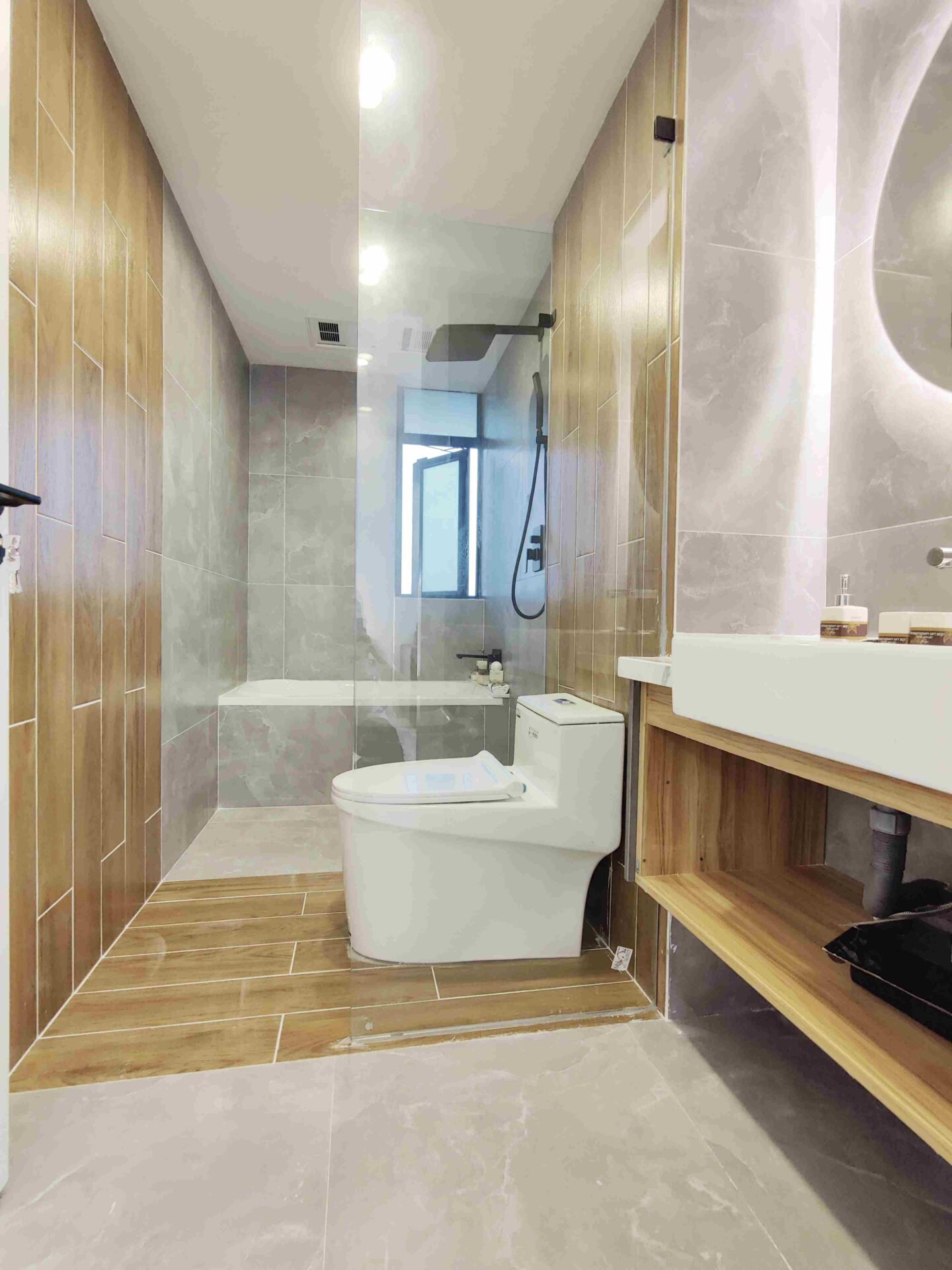 joffre-garden-20120-Pb831E