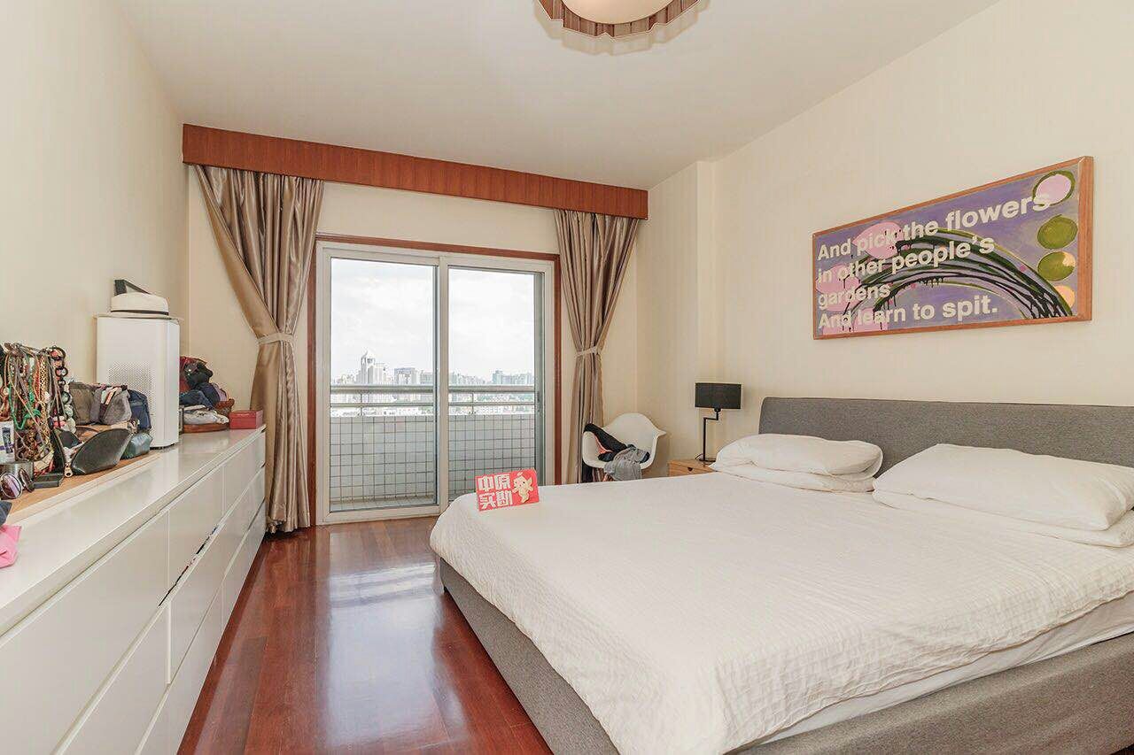 kingsville-20142-NScdIy