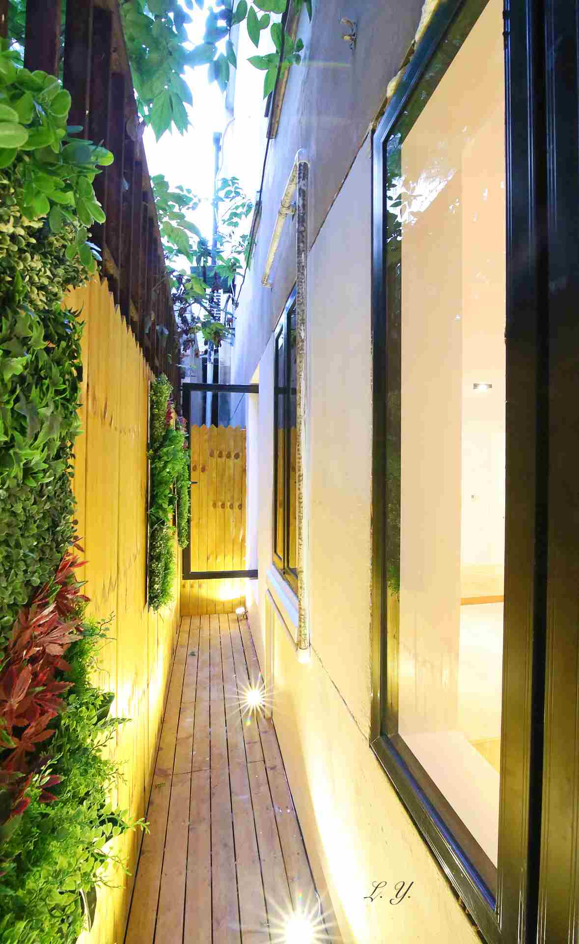 kingsville-20146-24FZ7n