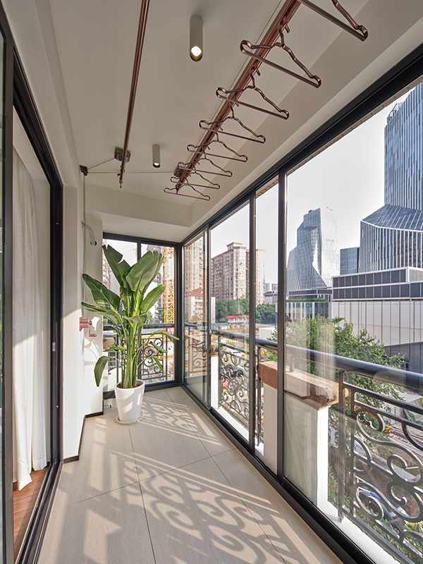 kyms-living-apartment-35435-o7X7Ah