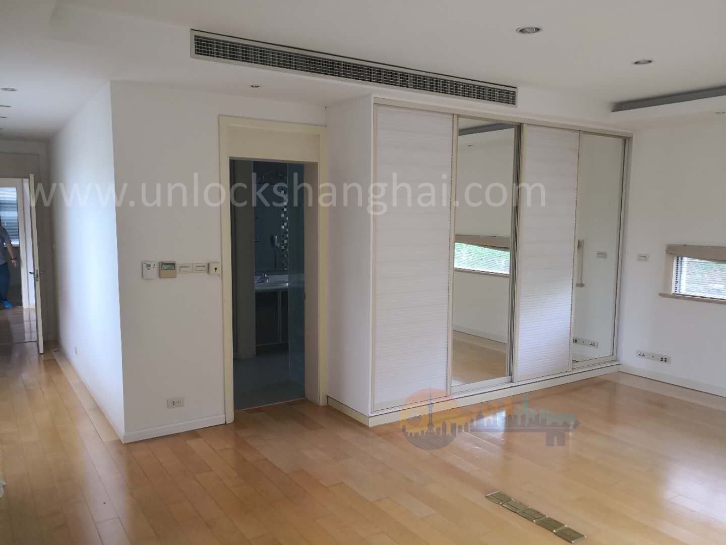 lakeside-ville-11026-LwFWLv