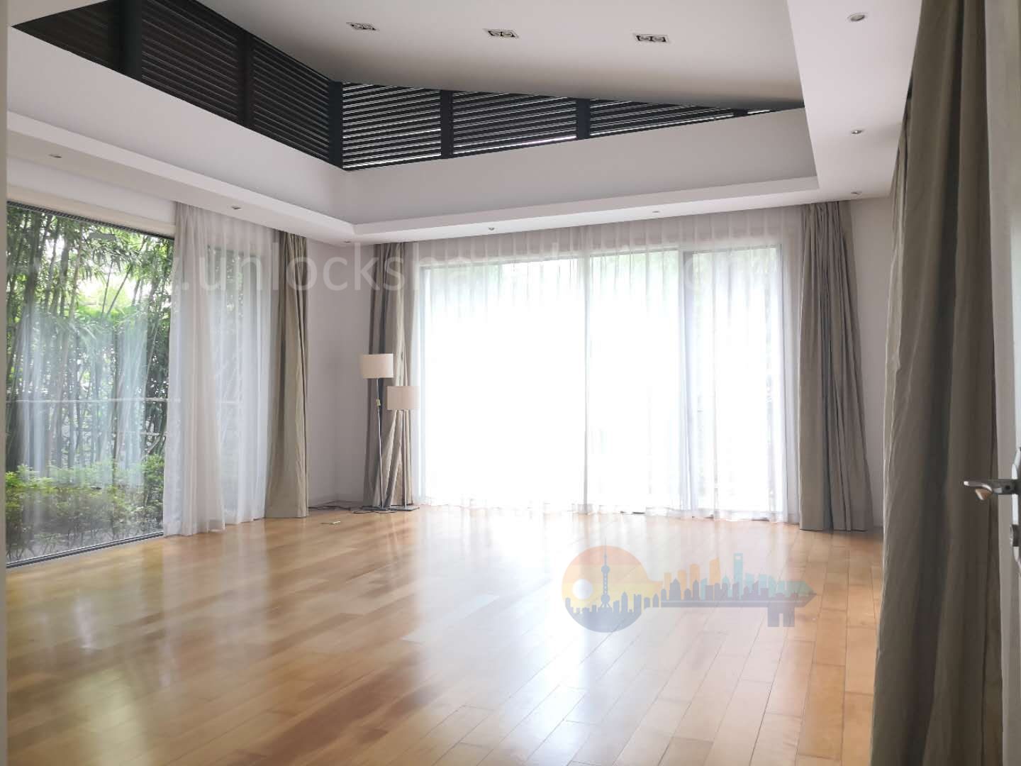 lakeside-ville-11026-fNP9m2