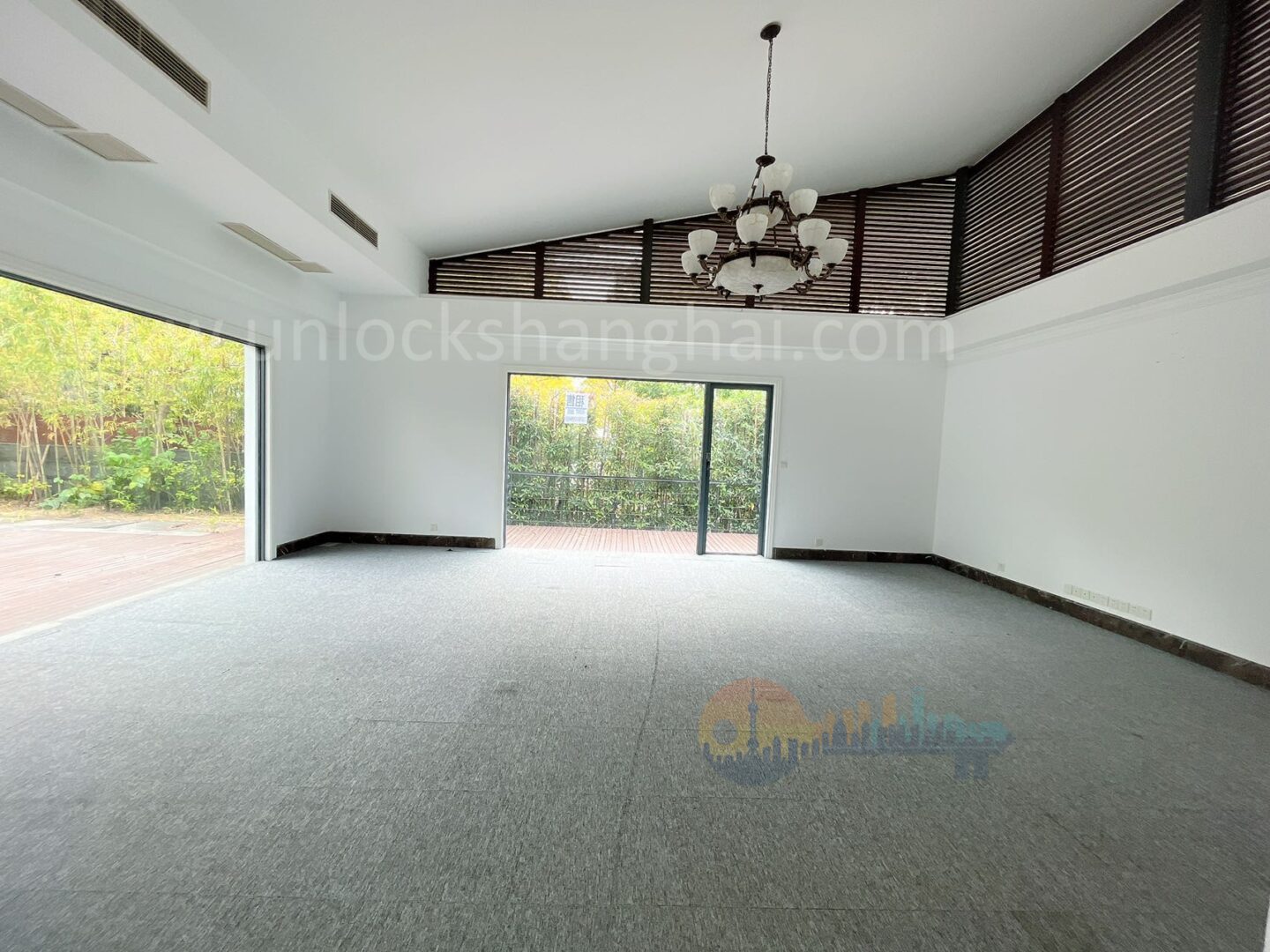 lakeside-ville-11094-sZSDD0