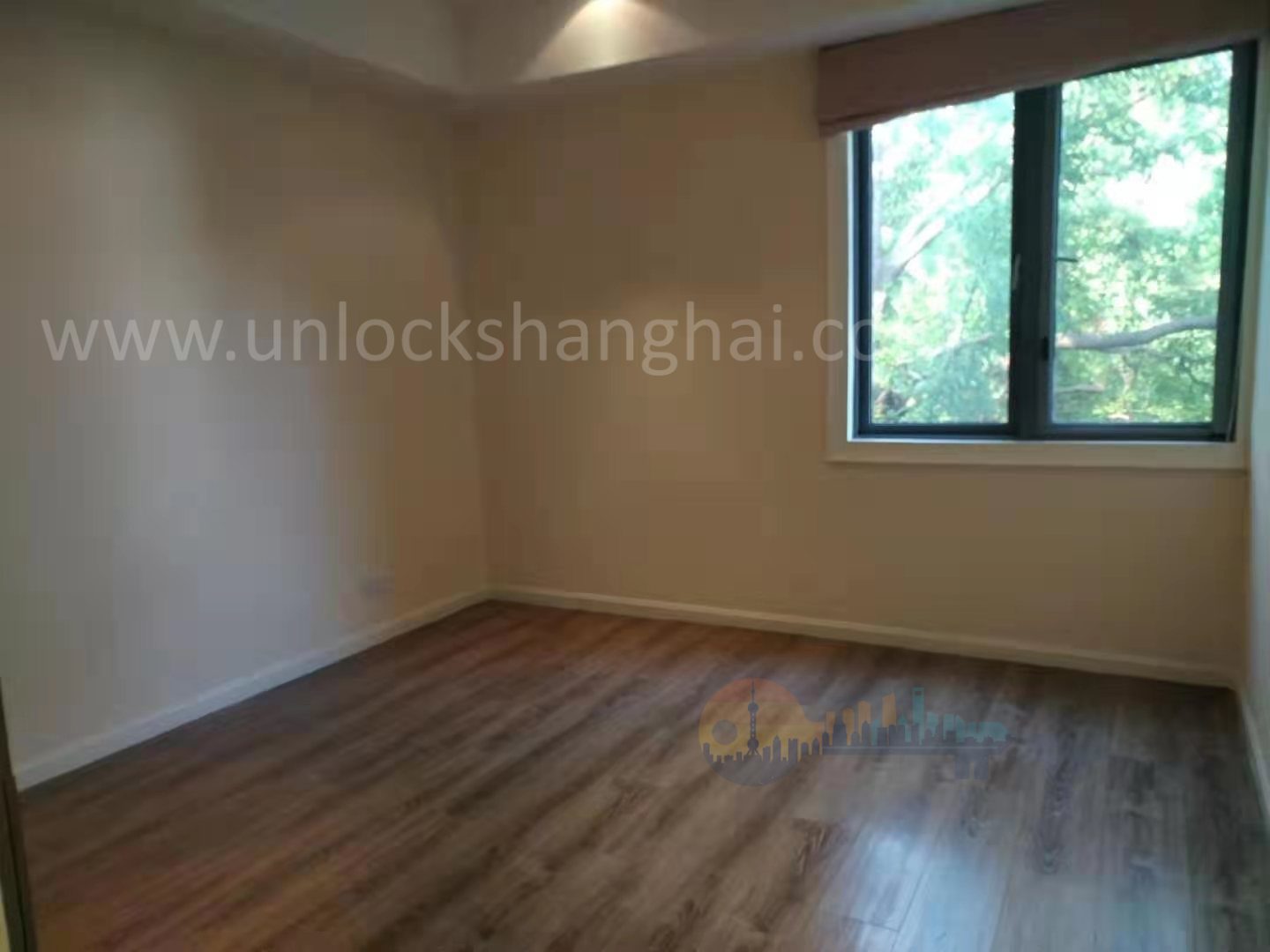 lakeside-ville-11098-83WtTq