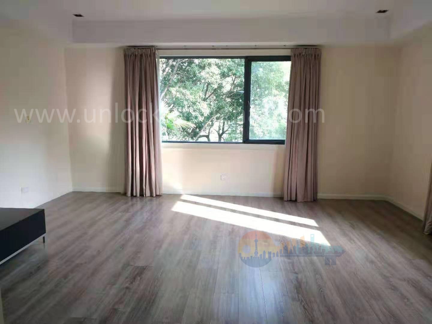 lakeside-ville-11098-nmohTV