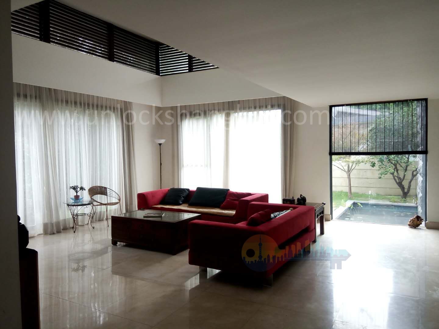 lakeside-ville-11156-3zO6SI