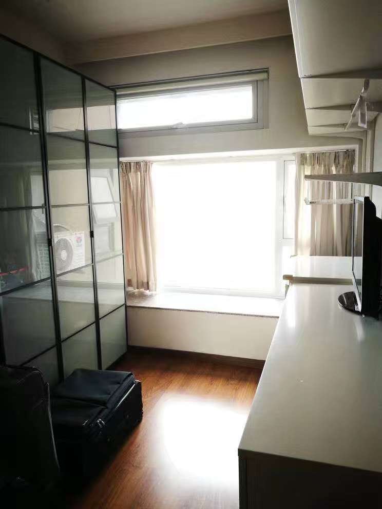 palace-court-20487-3S6tu9