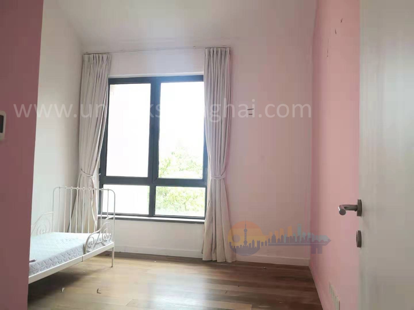 sego-villa-11073-Y1b5NK