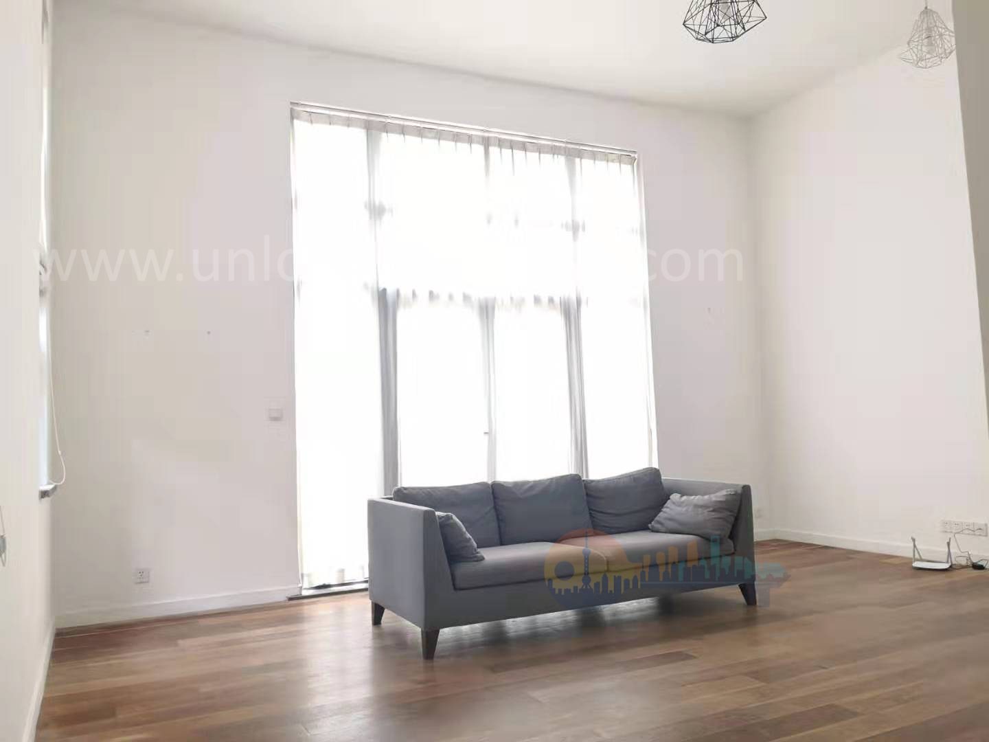 sego-villa-11073-nRkOYo