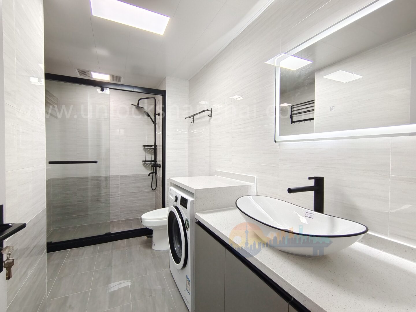 silver-star-court-2881-KmMtbW