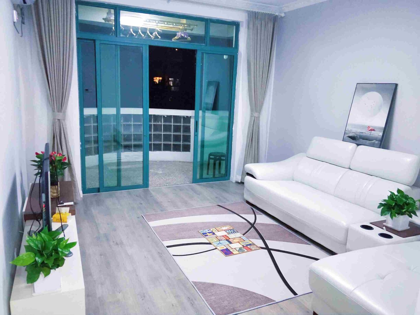 st-johnson-20742-CKq23l